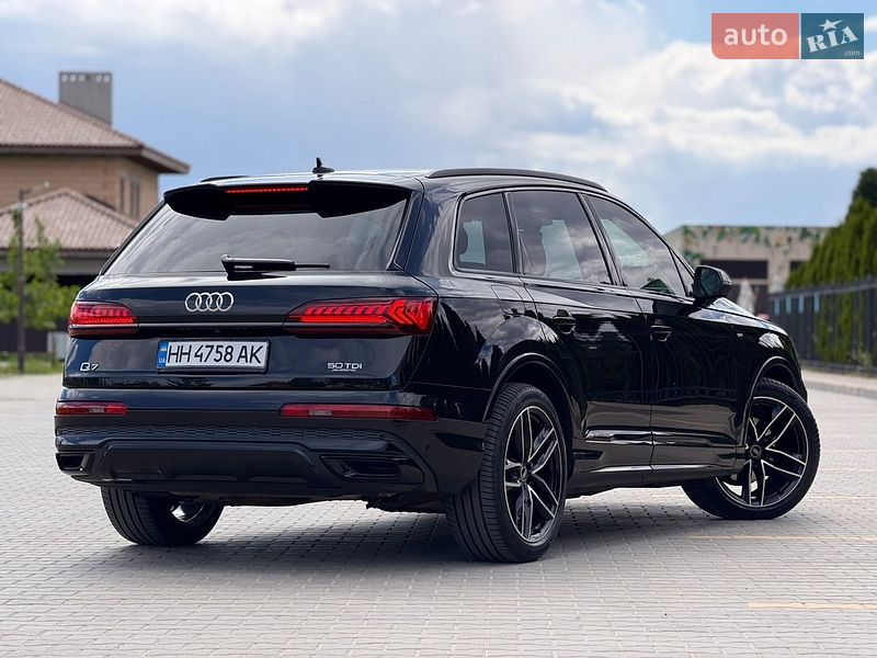 Внедорожник / Кроссовер Audi Q7 2023 в Одессе