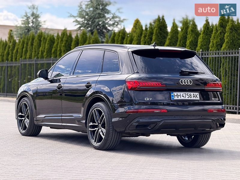 Внедорожник / Кроссовер Audi Q7 2023 в Одессе