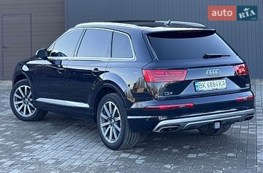 Позашляховик / Кросовер Audi Q7 2016 в Сарнах