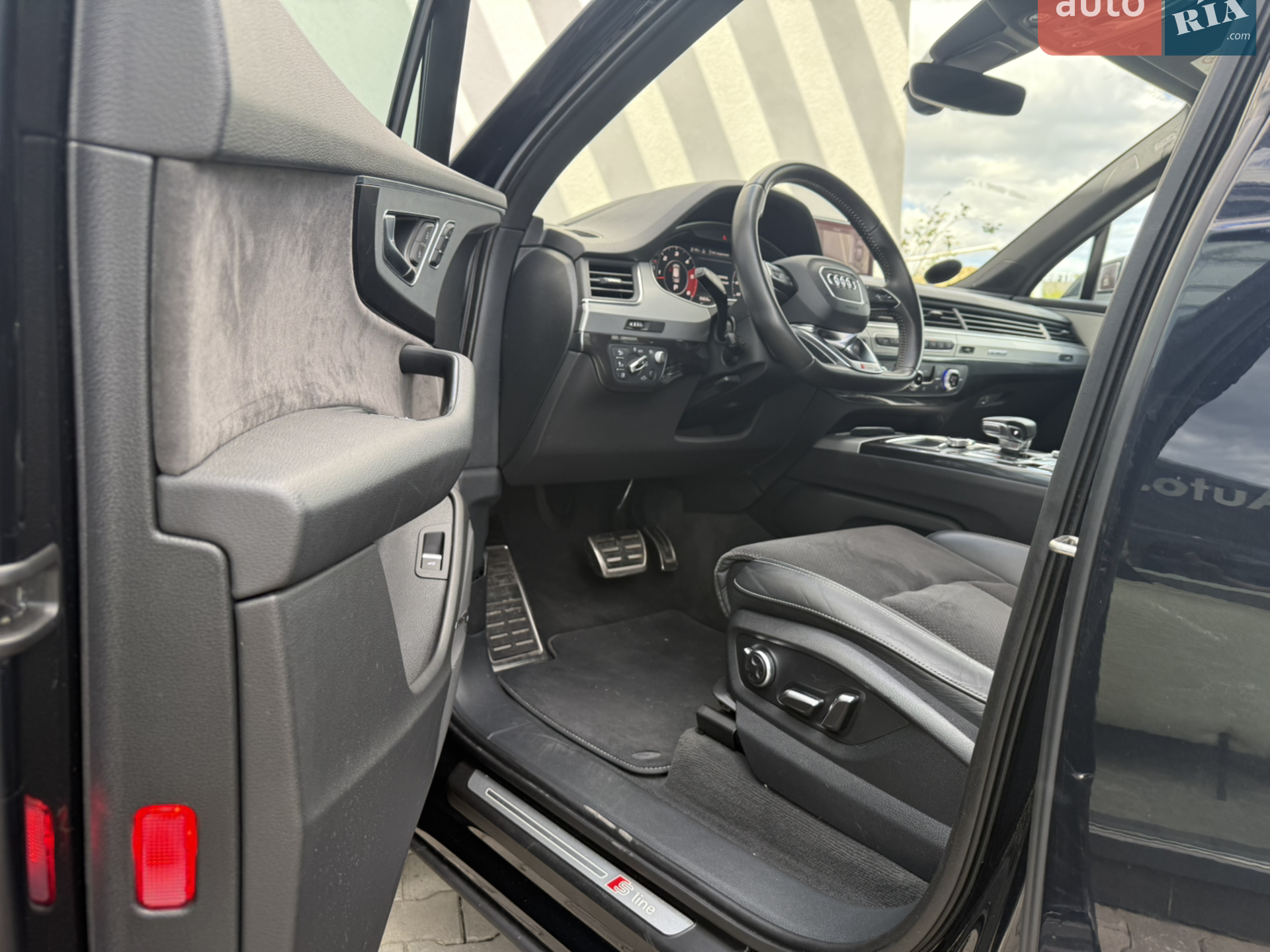 2016 Audi Q7 - мініатюра 17