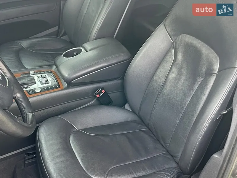 Audi Q7 2014 VIN WA1LMAFE9ED017240 фото оголошення 18 з 89