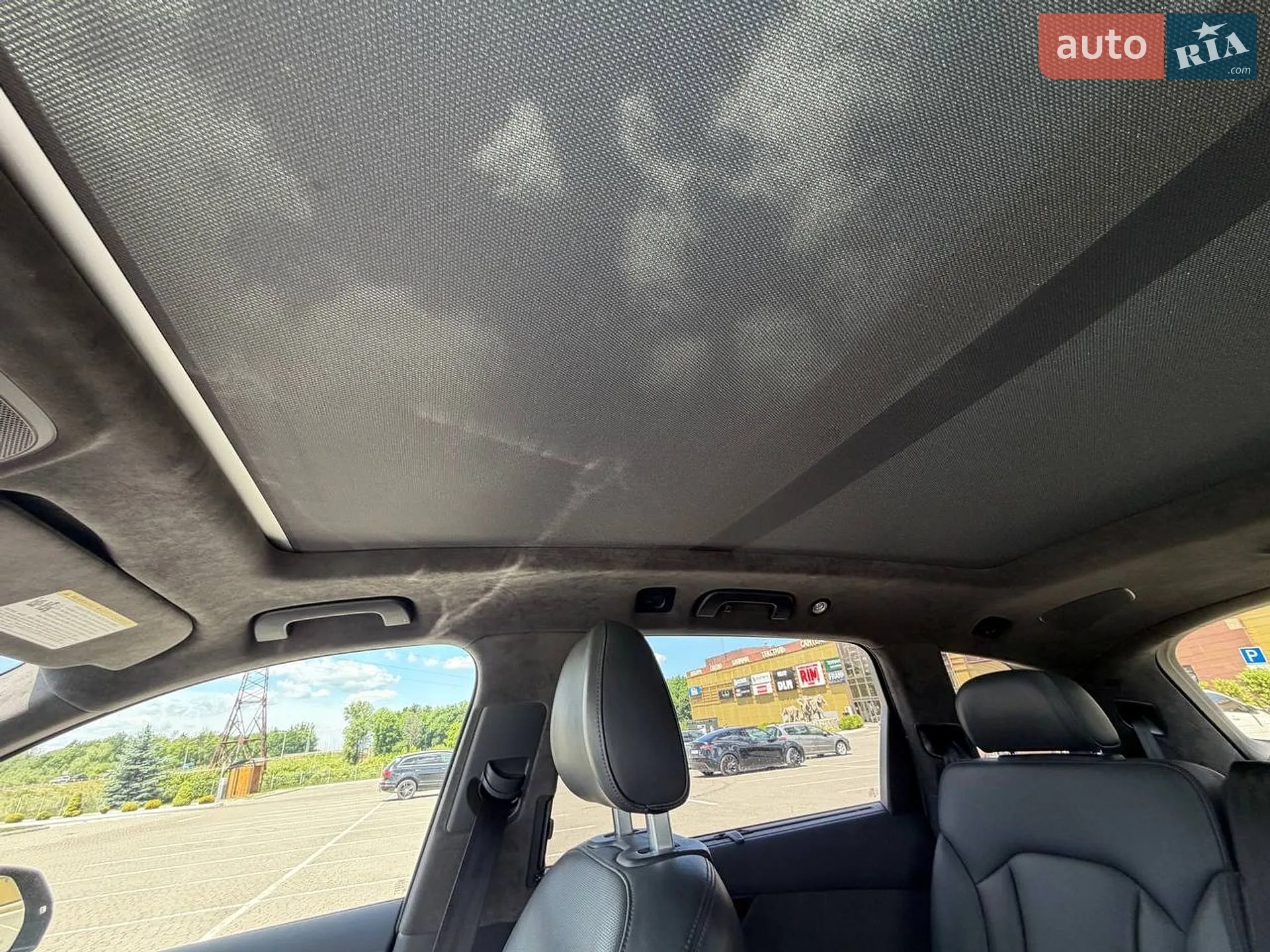 Audi Q7 2018 VIN WA1VAAF79JD033676 фото оголошення 30 з 32