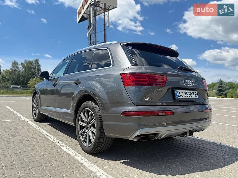 Audi Q7 2018 VIN WA1VAAF79JD033676 фото оголошення 11 з 71