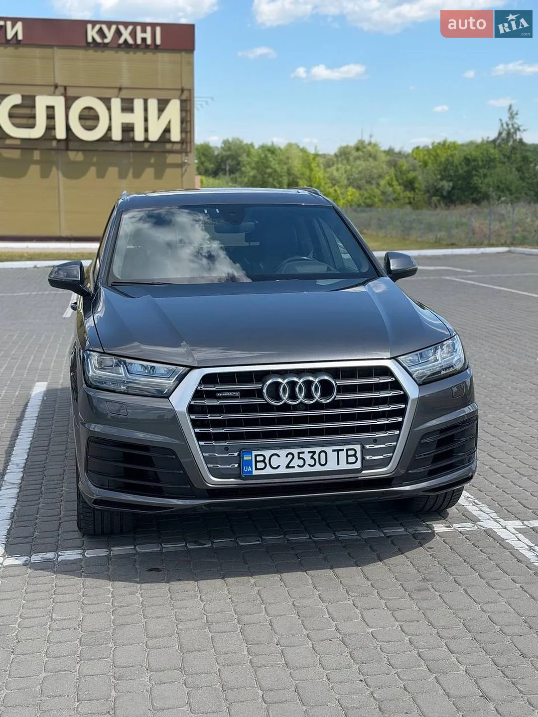 Audi Q7 2018 VIN WA1VAAF79JD033676 фото оголошення 3 з 32