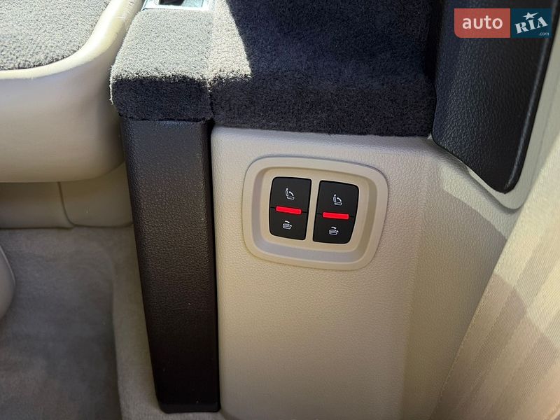 Позашляховик / Кросовер Audi Q7 2016 в Луцьку