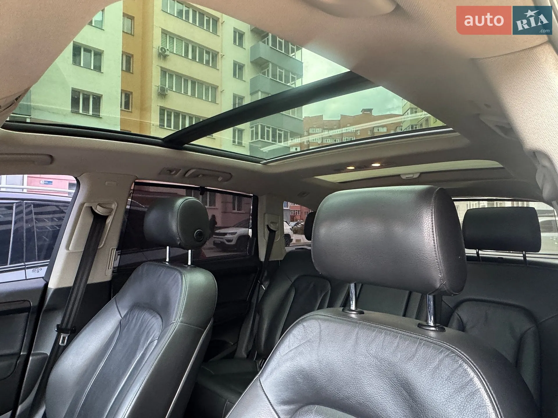 2010 Audi Q7 - мініатюра 12
