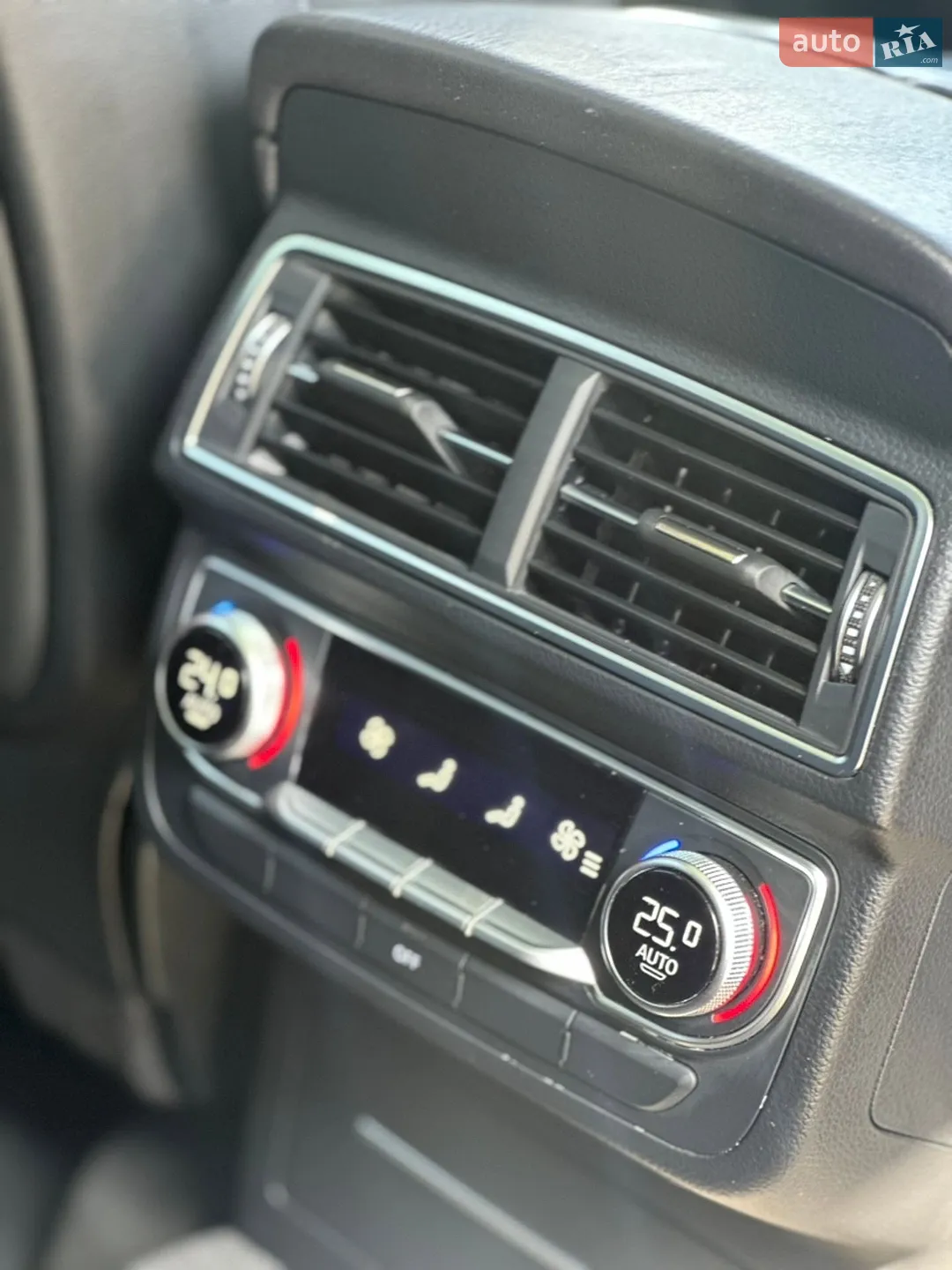2015 Audi Q7 - мініатюра 22