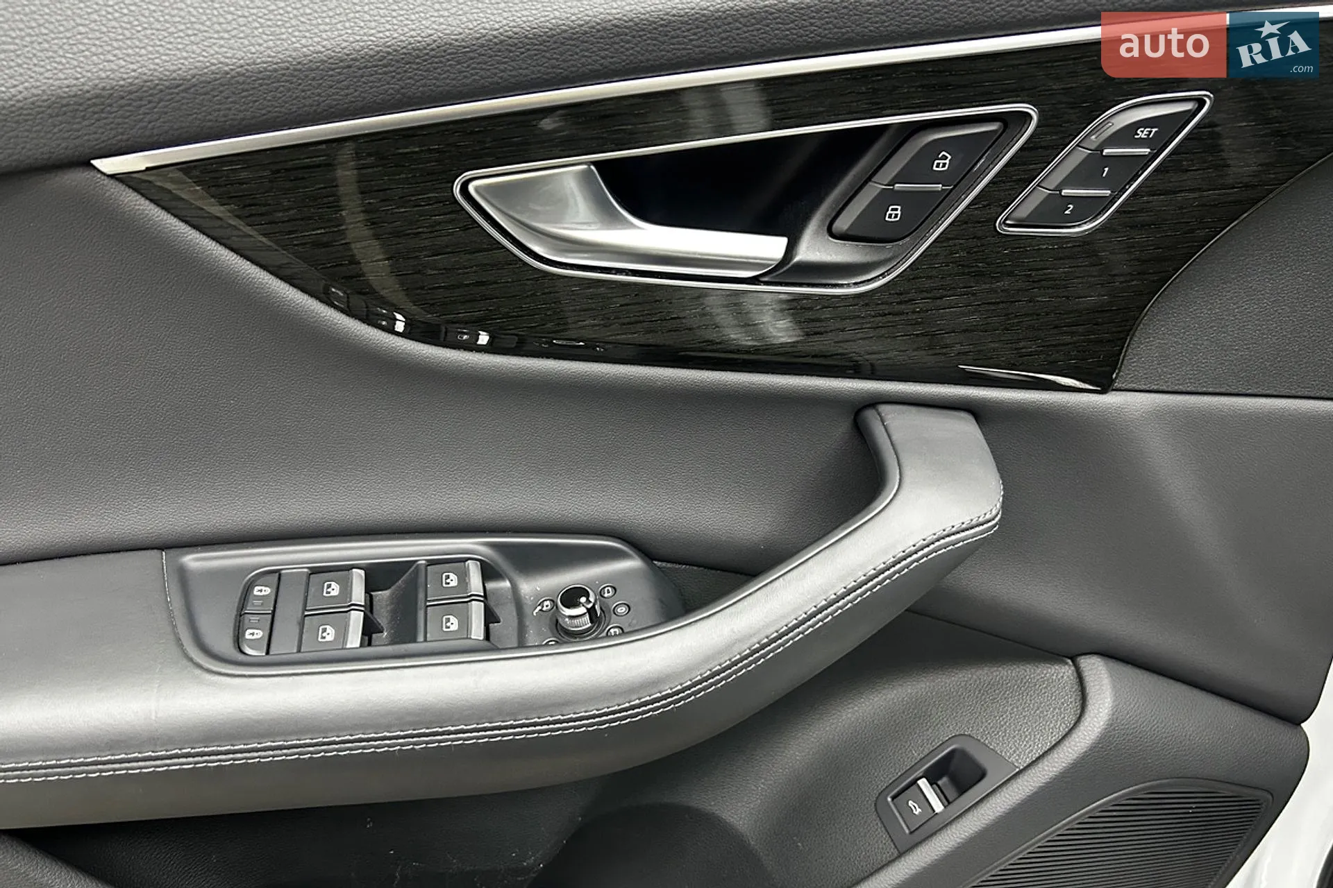 2020 Audi Q7 - мініатюра 17