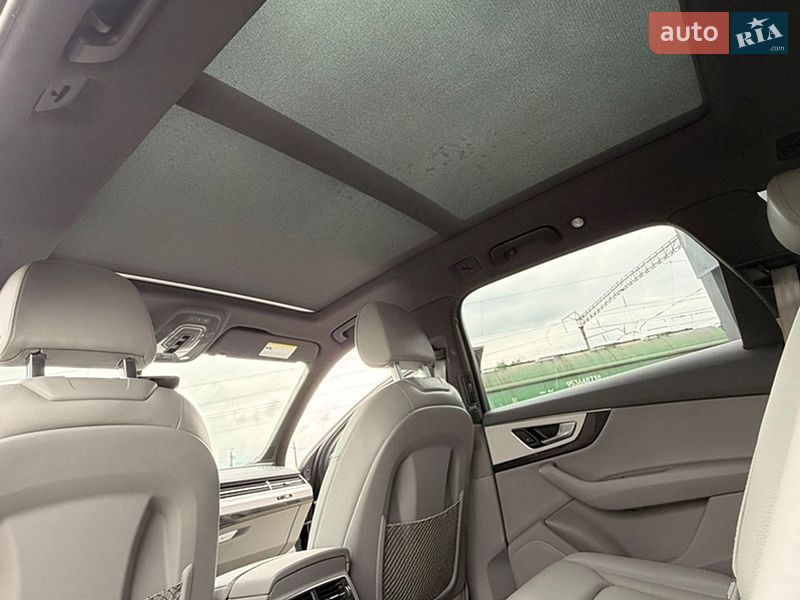 Позашляховик / Кросовер Audi Q7 2016 в Рівному фото 27 Позашляховик / Кросовер Audi Q7 2016 в Рівному