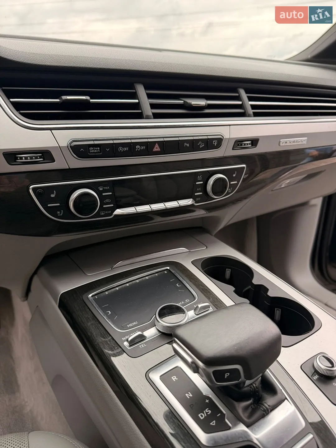2016 Audi Q7 - мініатюра 28