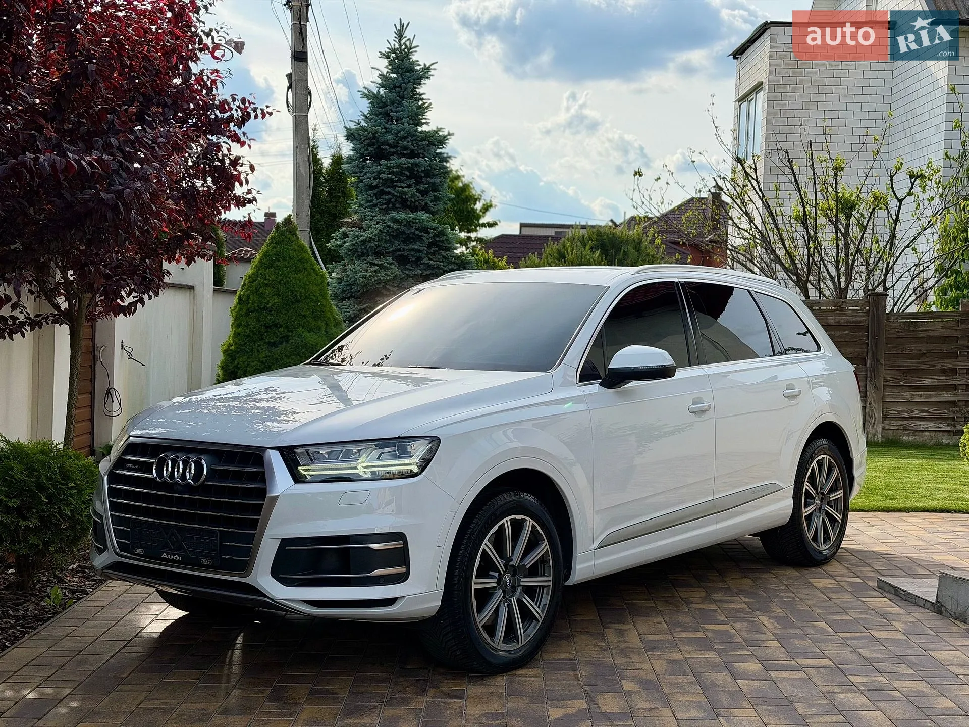 2017 Audi Q7 - мініатюра 2