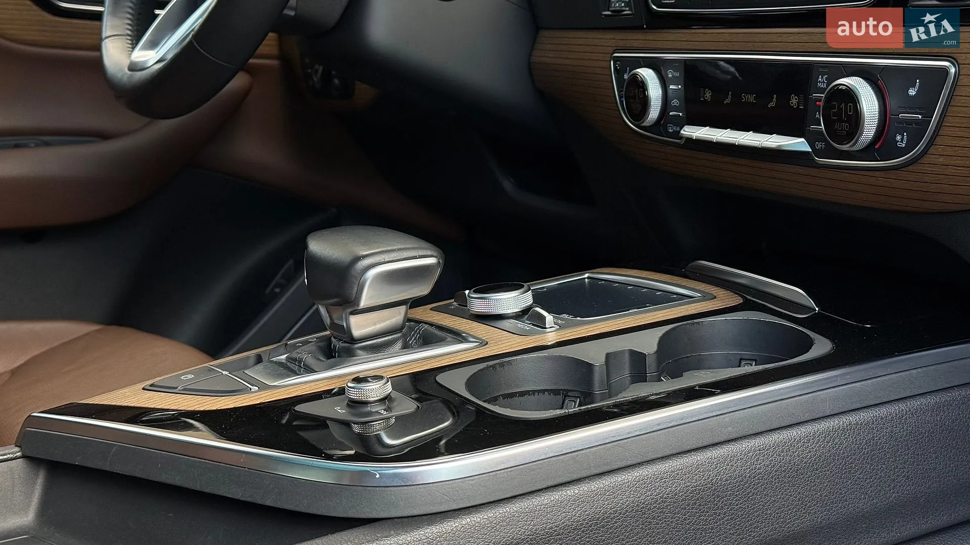 2017 Audi Q7 - мініатюра 103