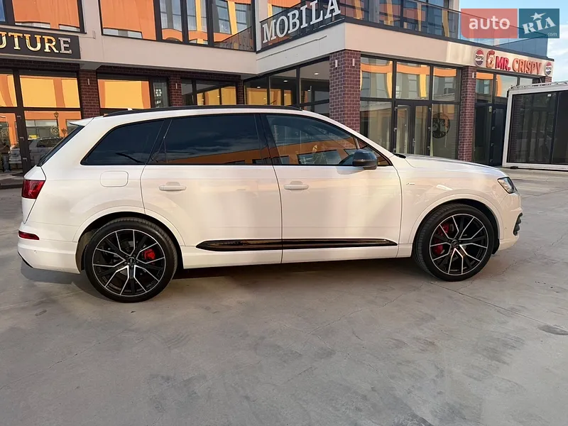 Audi Q7 2017 VIN WAUZZZ4MXJD018401 фото оголошення 9 з 64