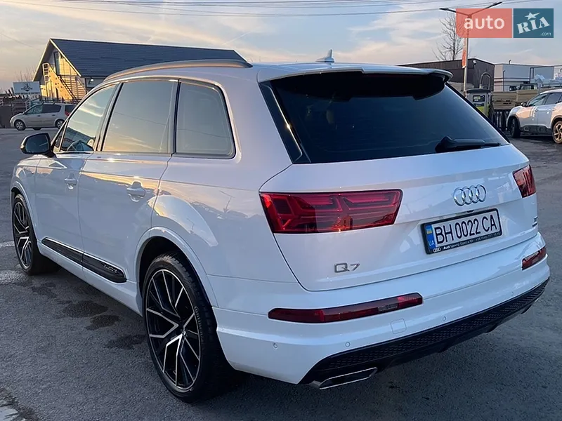 Audi Q7 2017 VIN WAUZZZ4MXJD018401 фото оголошення 3 з 64