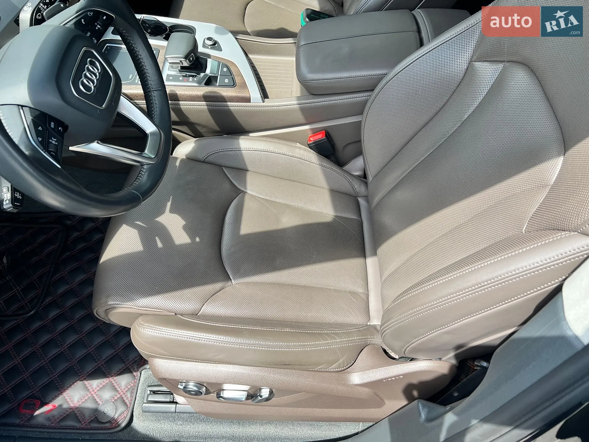 2016 Audi Q7 - мініатюра 20