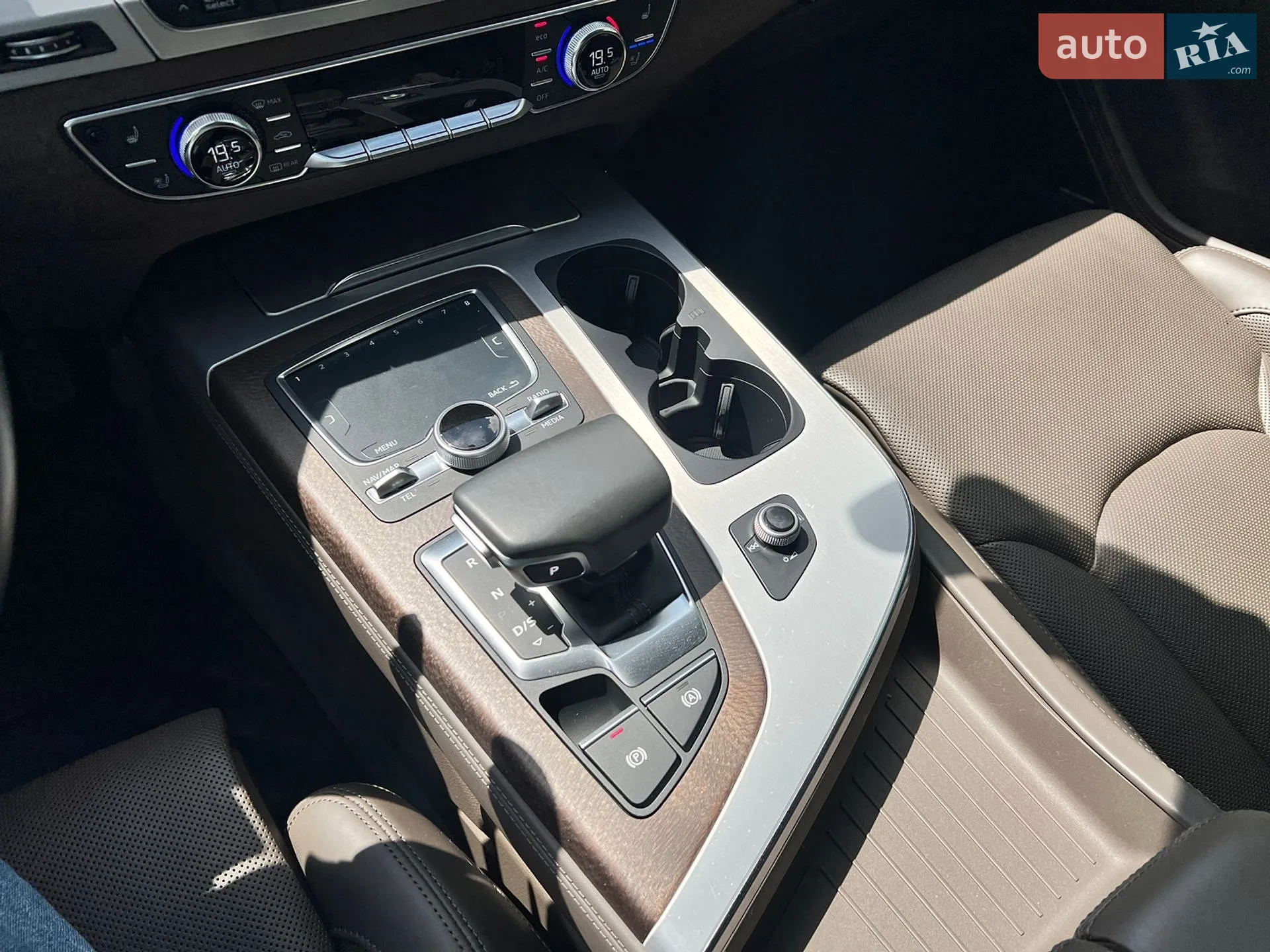 2016 Audi Q7 - мініатюра 30