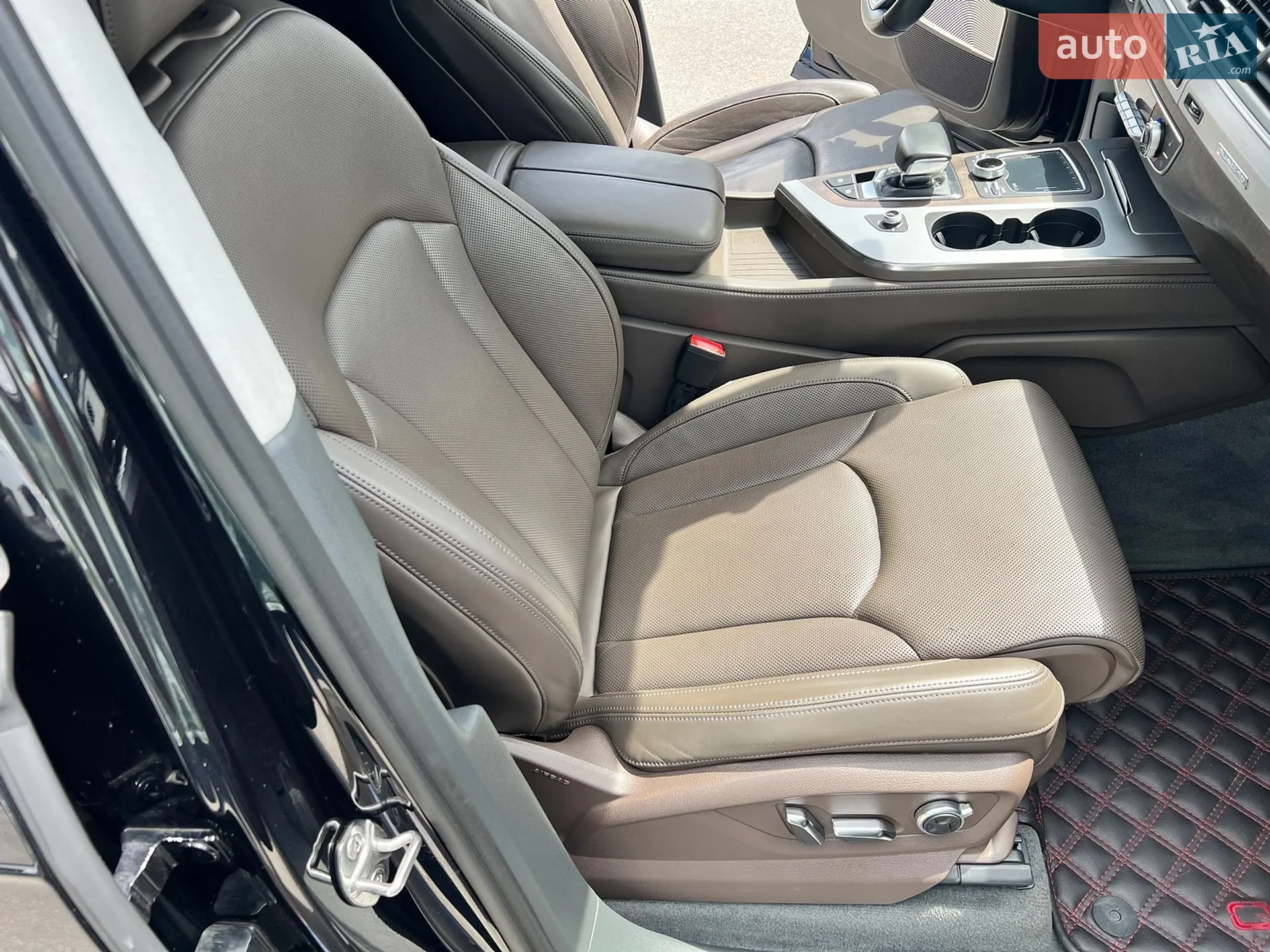 2016 Audi Q7 - мініатюра 43