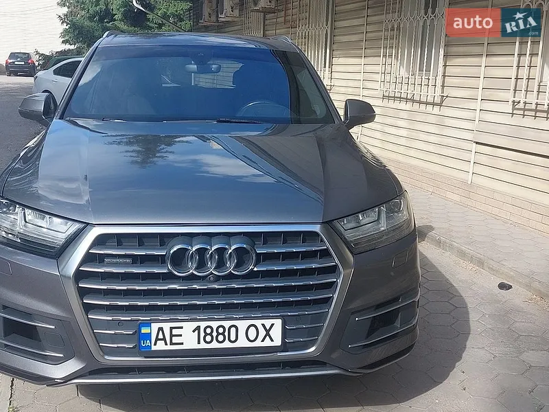 Audi Q7 2016