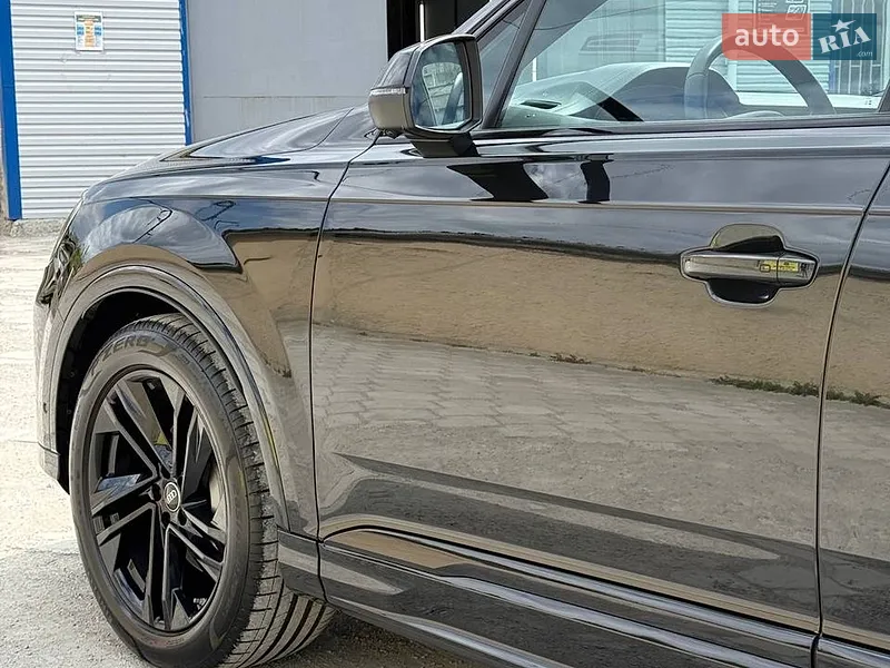 Audi Q7 2024