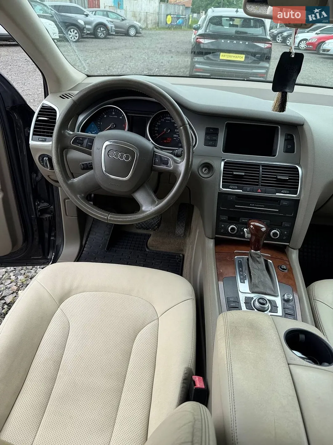 2010 Audi Q7 - мініатюра 13