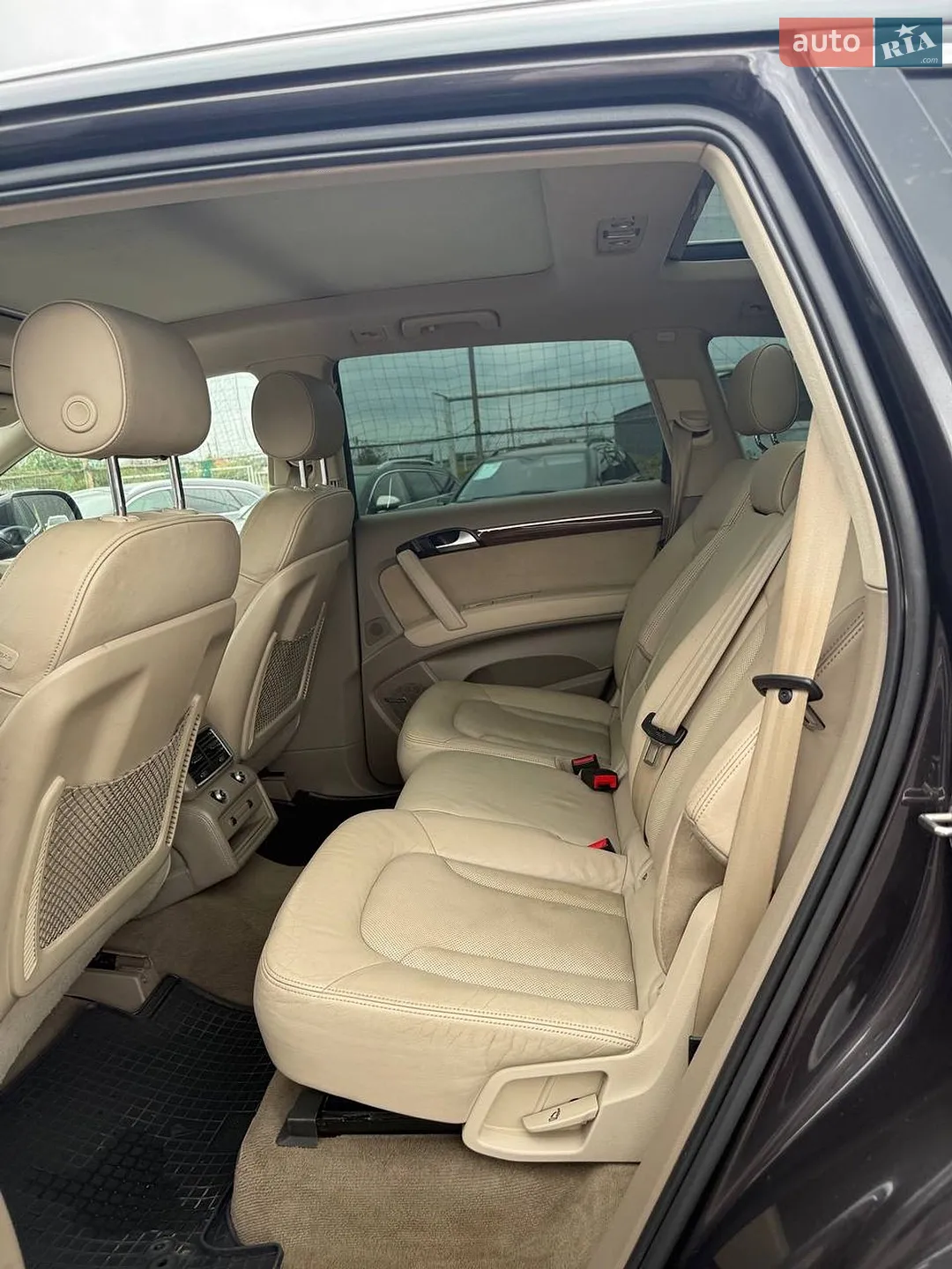 2010 Audi Q7 - мініатюра 14
