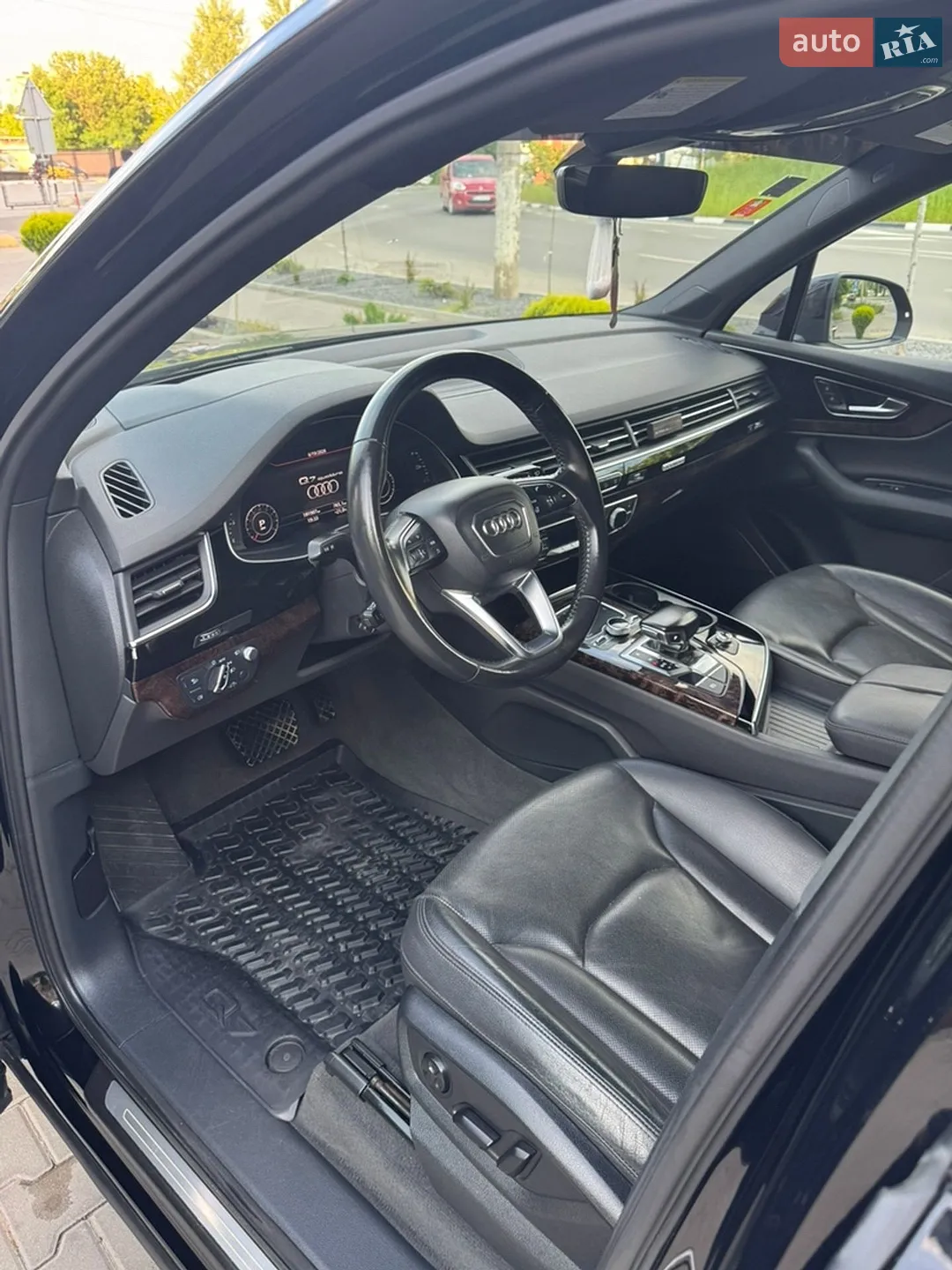 2016 Audi Q7 - мініатюра 18