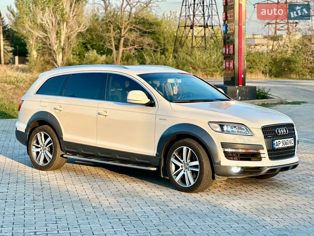 2010 Audi Q7 - мініатюра 41