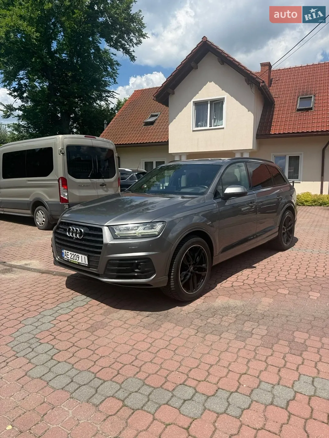 2017 Audi Q7 - мініатюра 2
