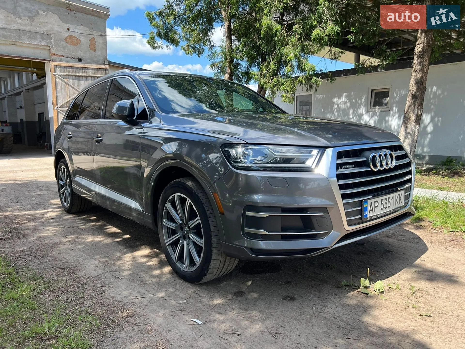 2017 Audi Q7 - мініатюра 2