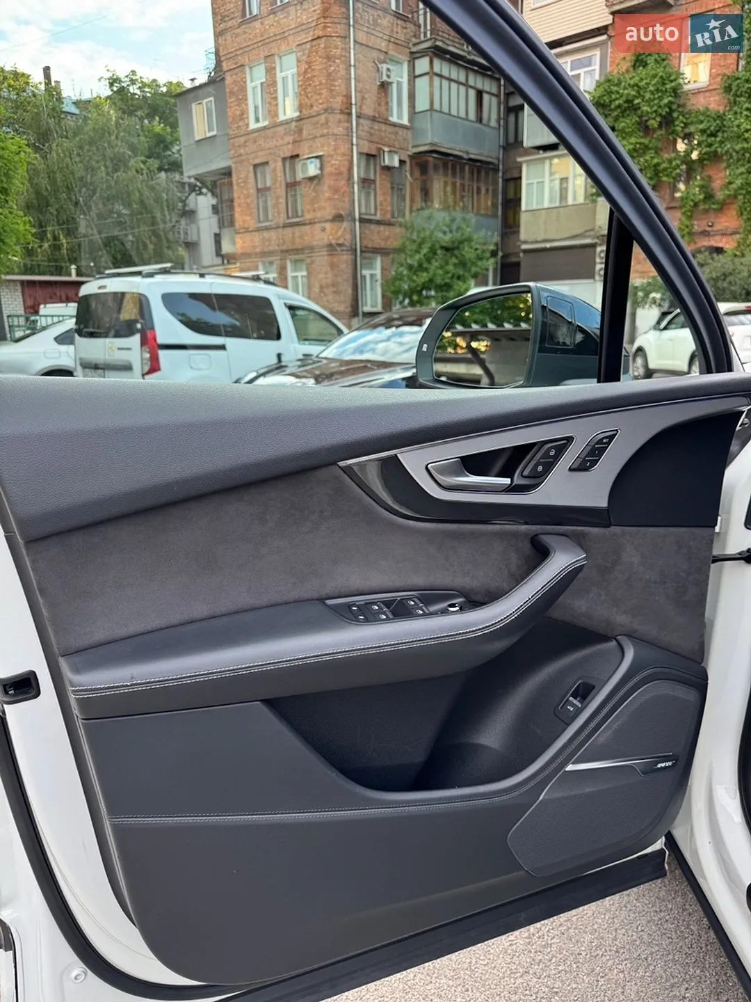 2017 Audi Q7 - мініатюра 8