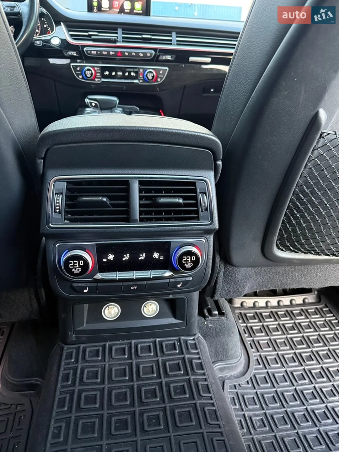 Audi Q7 2018 VIN WA1VAAF76KD010065 фото оголошення 13 з 23