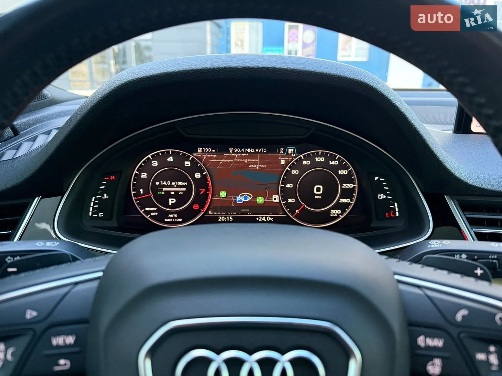 Audi Q7 2018 VIN WA1VAAF76KD010065 фото оголошення 16 з 23