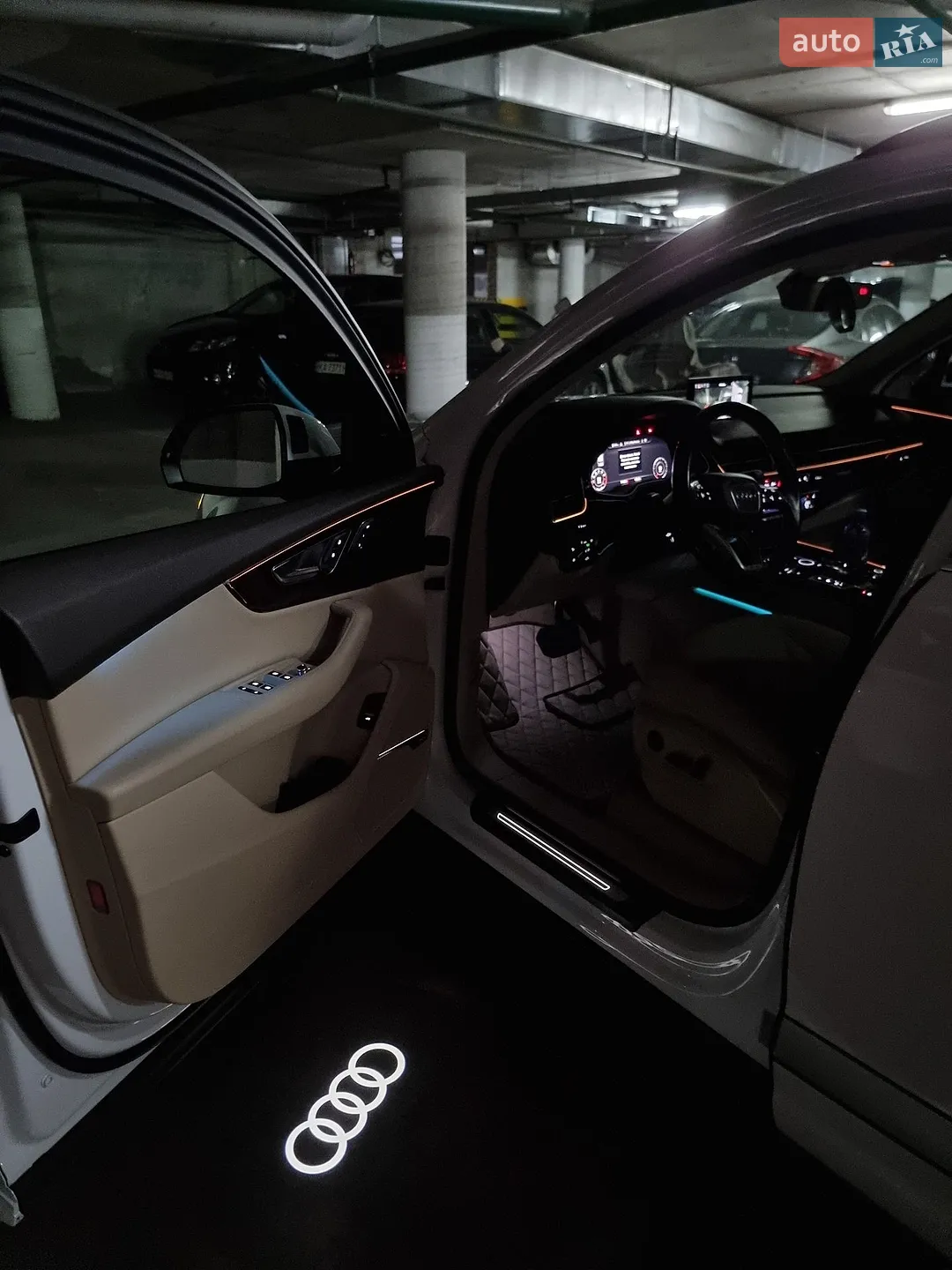 Audi Q7 2017 VIN WA1VAAF70JD018533 фото оголошення 54 з 69