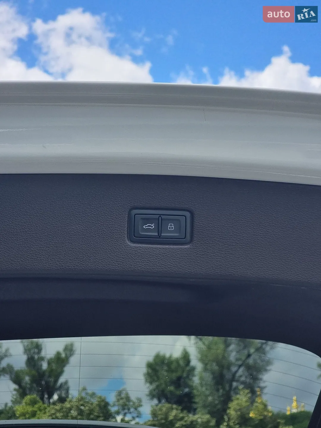 Audi Q7 2017 VIN WA1VAAF70JD018533 фото оголошення 48 з 69