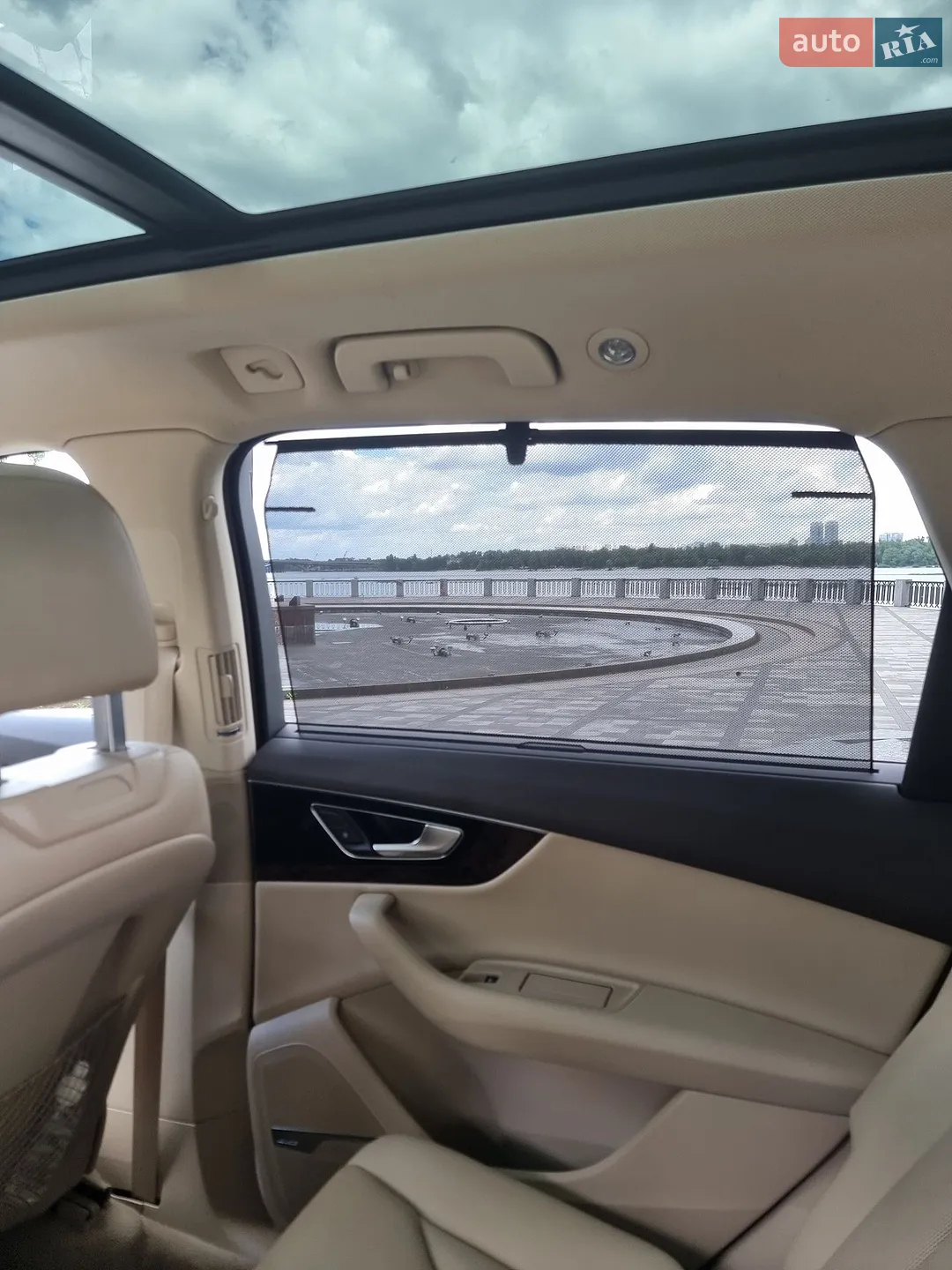 Audi Q7 2017 VIN WA1VAAF70JD018533 фото оголошення 45 з 69