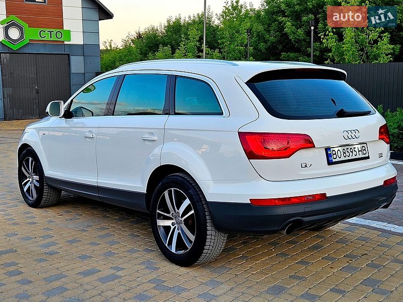 Внедорожник / Кроссовер Audi Q7 2011 в Подволочиске