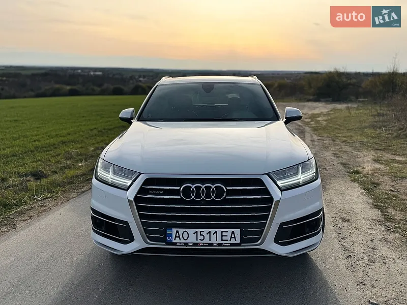 Audi Q7 2016 VIN WA1LAAF70HD024401 фото оголошення 2 з 56