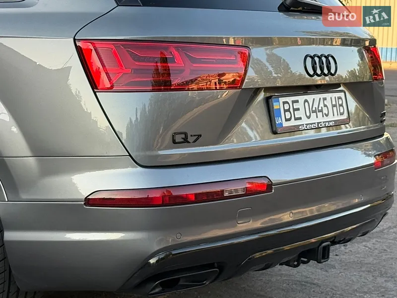 Audi Q7 2017 VIN WA1VAAF72JD011146 фото оголошення 21 з 118