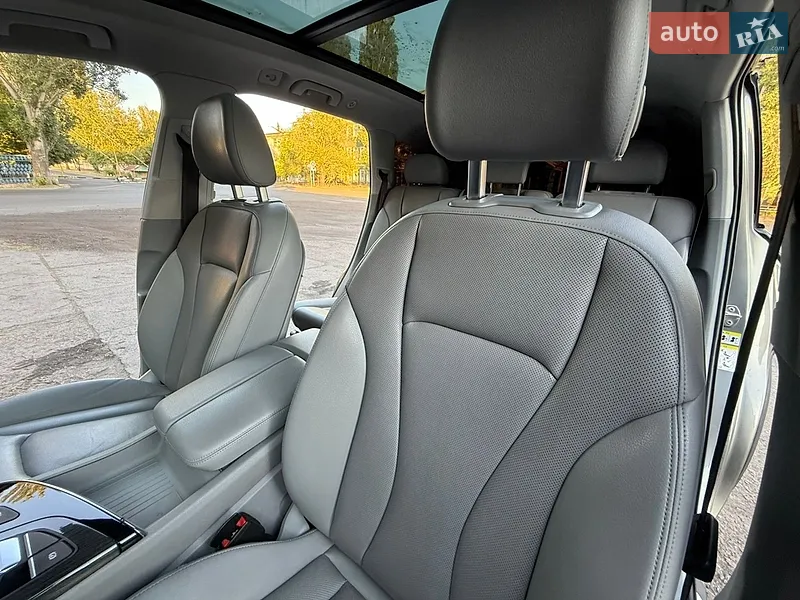 Audi Q7 2017 VIN WA1VAAF72JD011146 фото оголошення 55 з 118