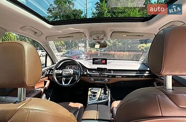 Внедорожник / Кроссовер Audi Q7 2016 в Буче