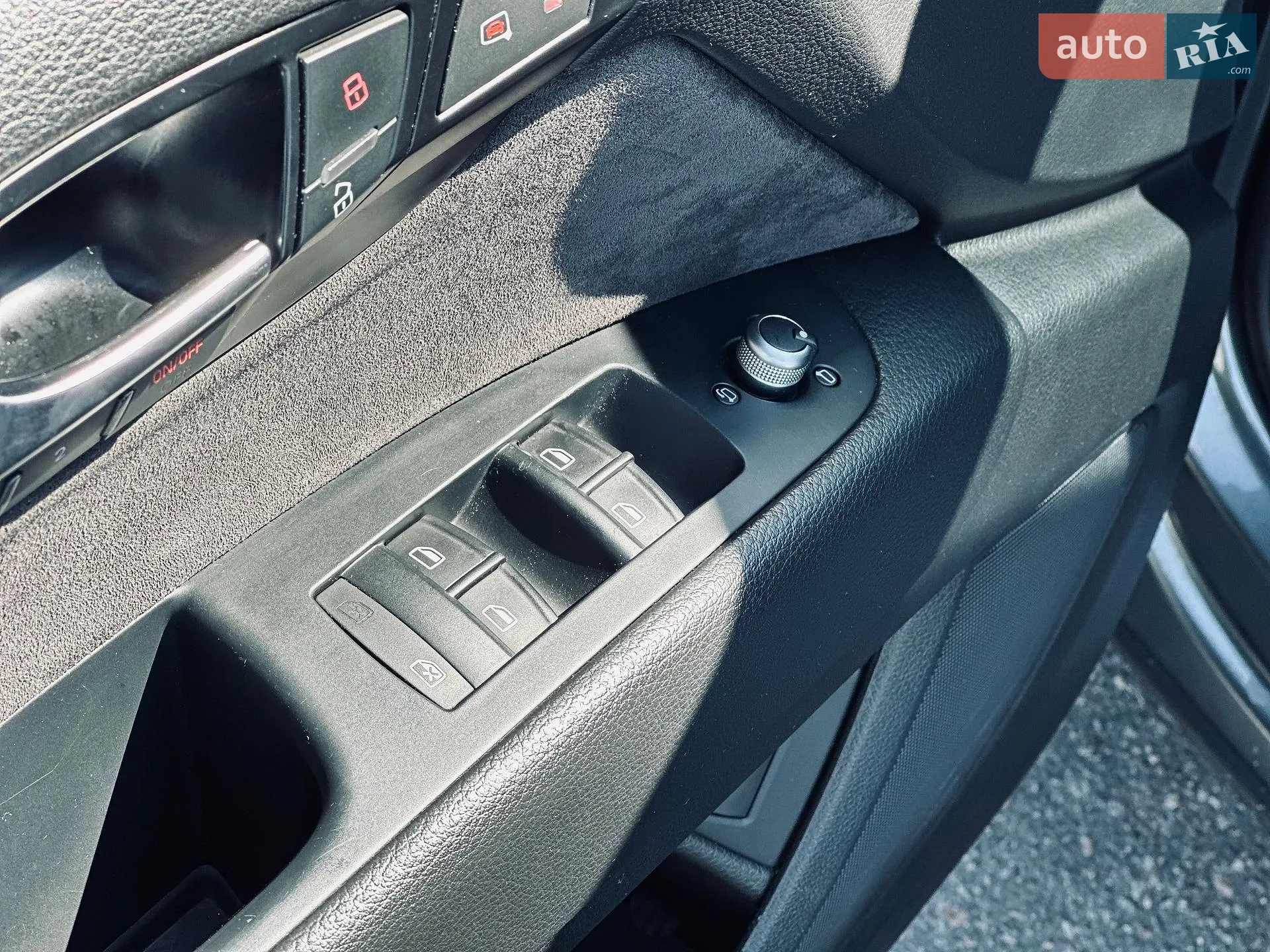 2010 Audi Q7 - мініатюра 18