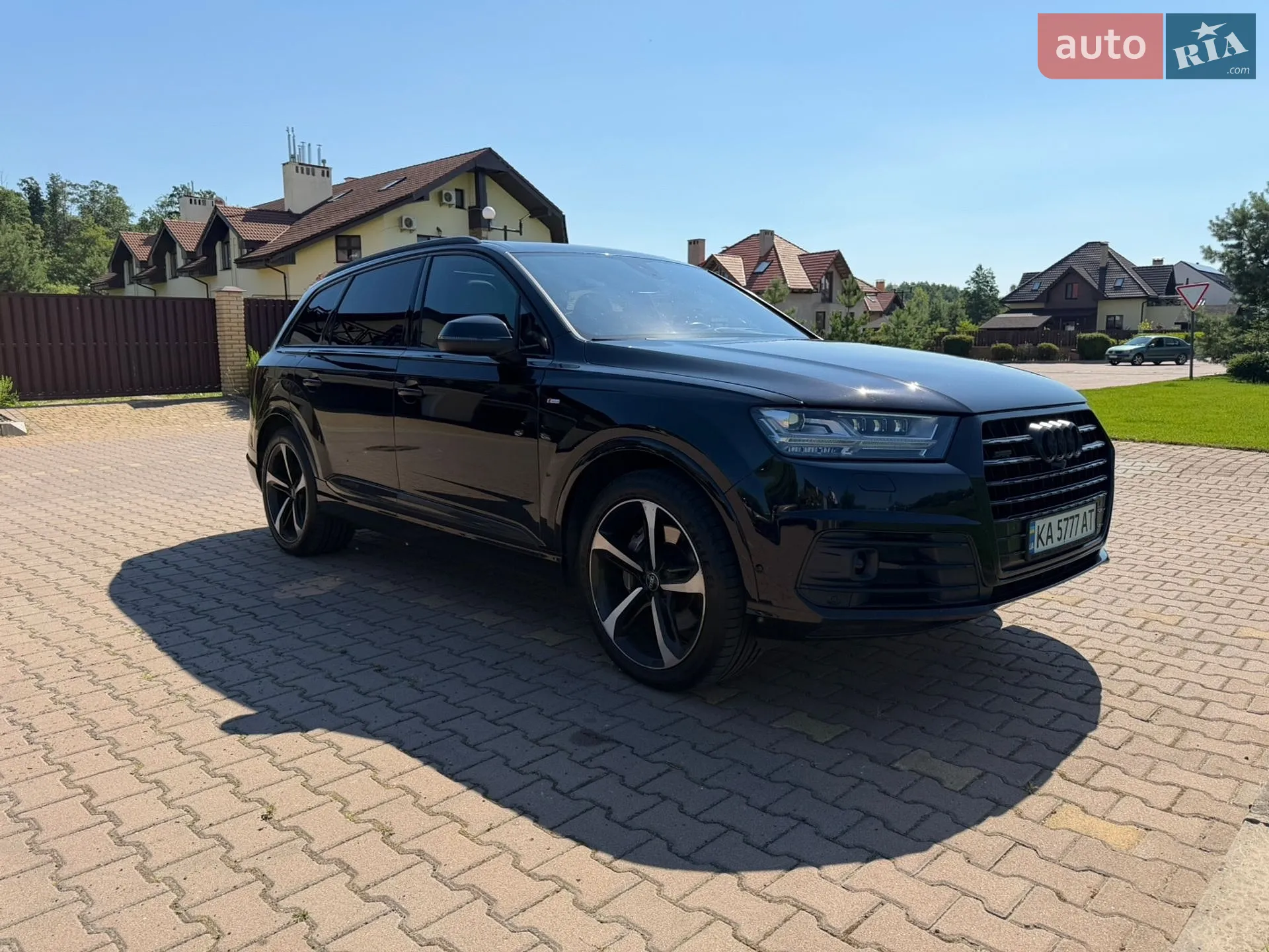 Audi Q7 2018 VIN WAUZZZ4M8JD034497 фото оголошення 5 з 71