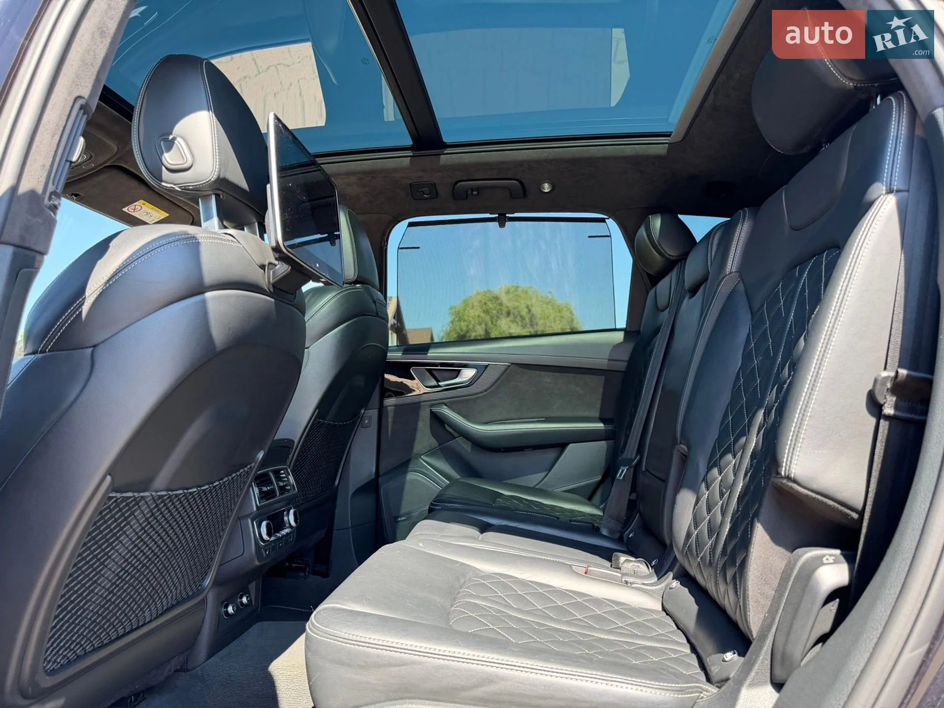 Audi Q7 2018 VIN WAUZZZ4M8JD034497 фото оголошення 34 з 71