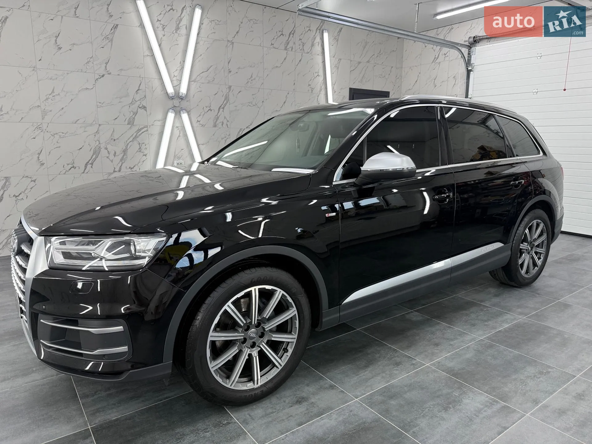 2017 Audi Q7 - фото 1