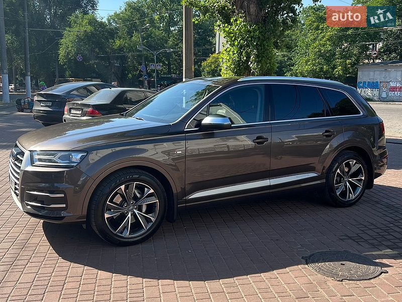 Внедорожник / Кроссовер Audi Q7 2015 в Одессе фото 7 Внедорожник / Кроссовер Audi Q7 2015 в Одессе