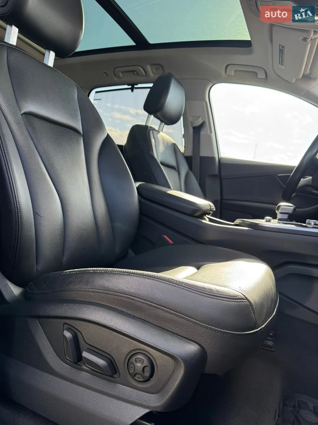 2015 Audi Q7 - мініатюра 4