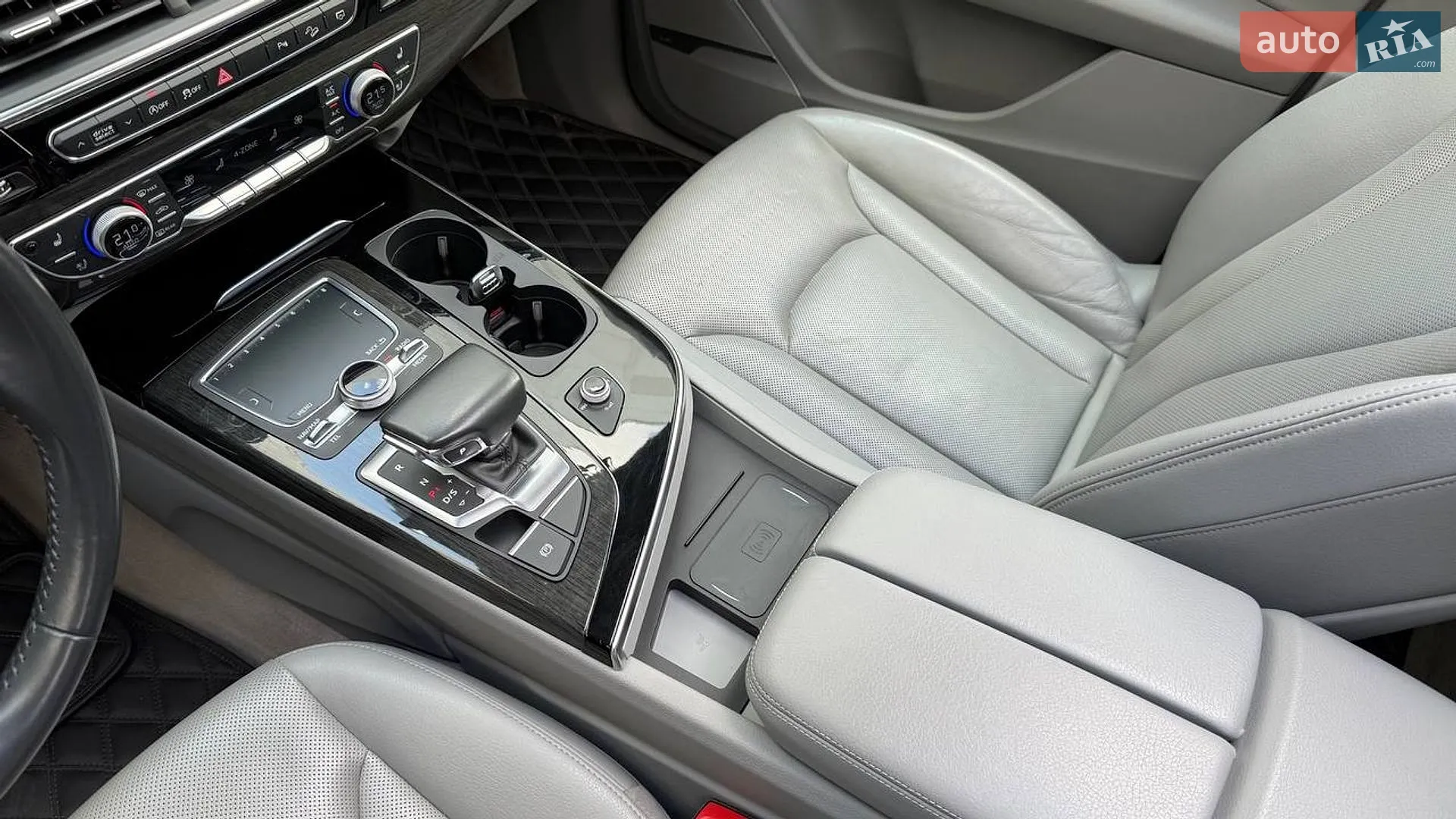 2017 Audi Q7 - мініатюра 32