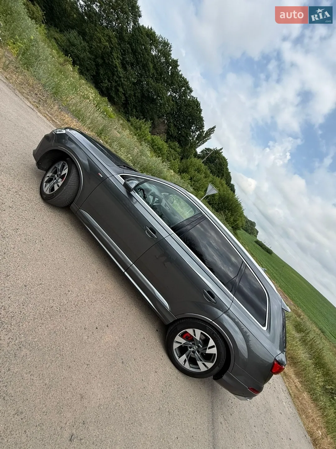 2019 Audi Q7 - мініатюра 2