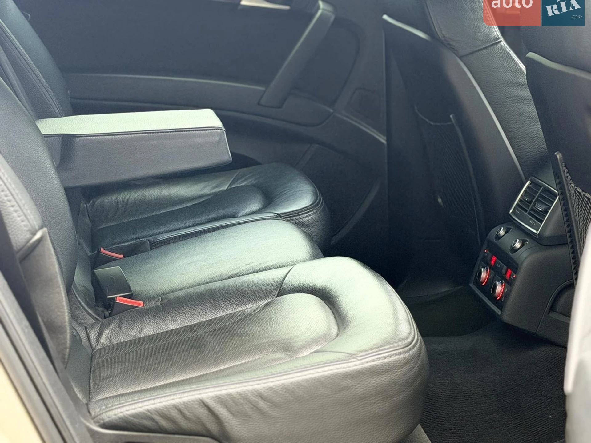 2011 Audi Q7 - мініатюра 10