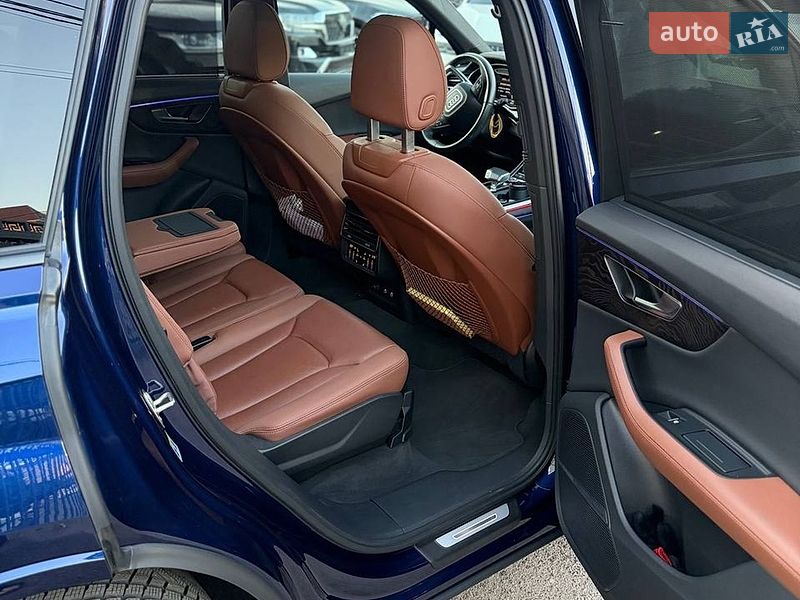 Позашляховик / Кросовер Audi Q7 2022 в Одесі